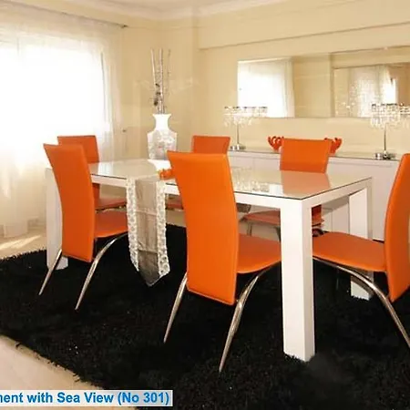 Les Sirenes Apartment