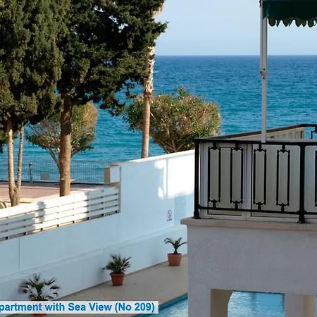 Les Sirenes Apartment Limassol
